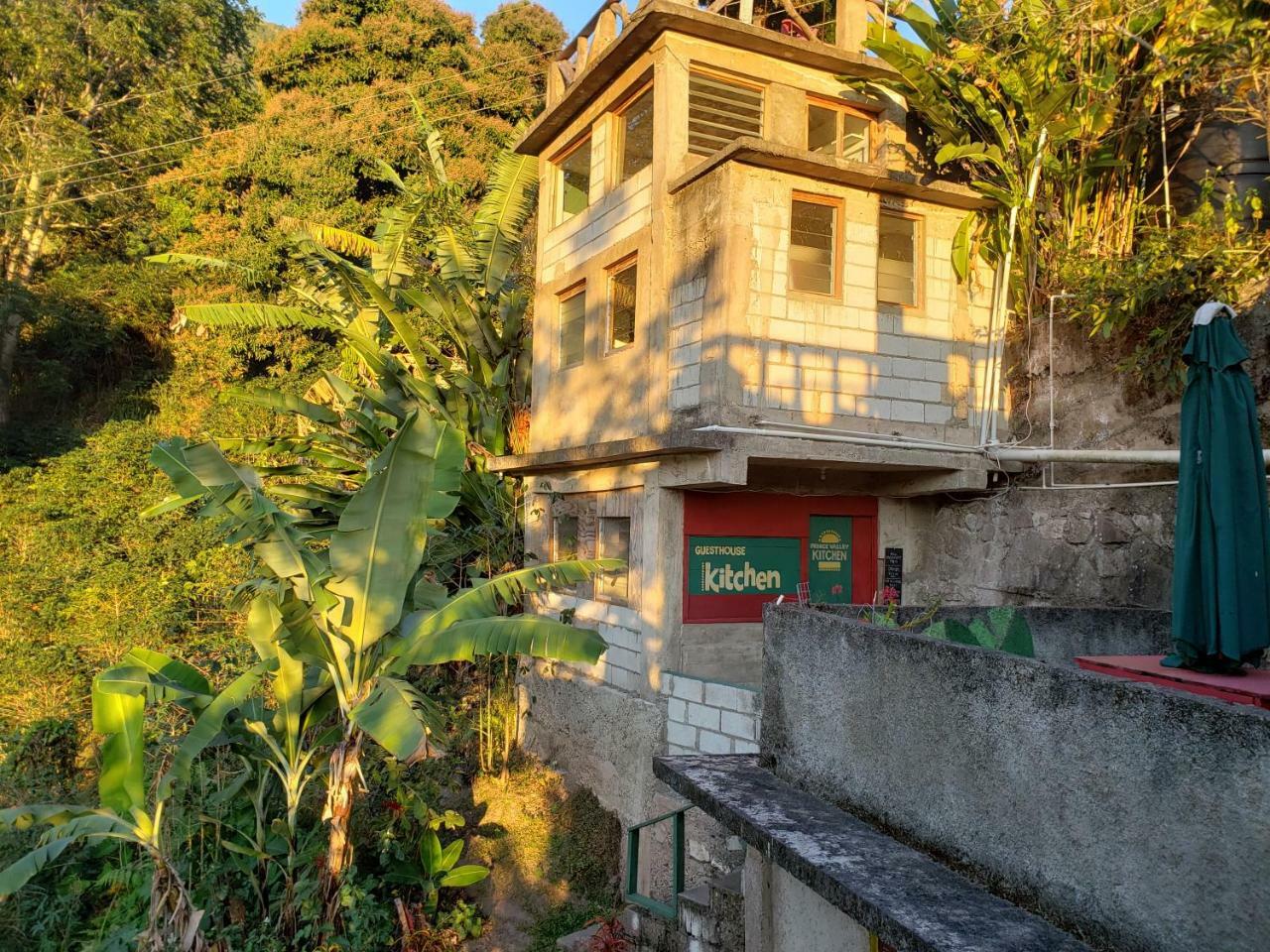 Prince Valley Guesthouse Irish Town Exterior foto